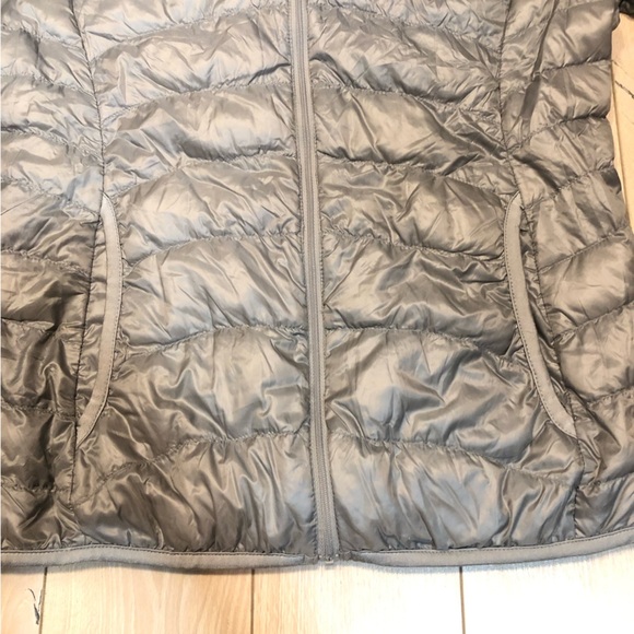 Uniqlo Ultra Light Down Jacket in Grey Women’s Size S - Picture 7 of 12